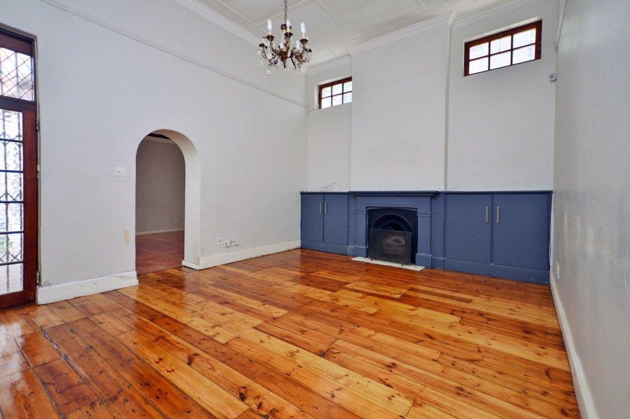 To Let 3 Bedroom Property for Rent in Green Point Western Cape